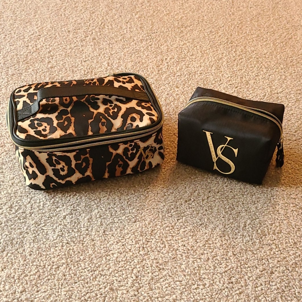 Victoria's Secret Leopard Makeup 2 PC Set